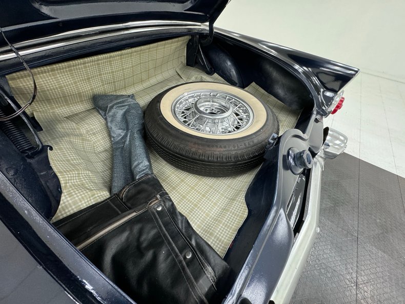 Ford-Thunderbird-1955-Midnight-Blue-Metall-Black-40