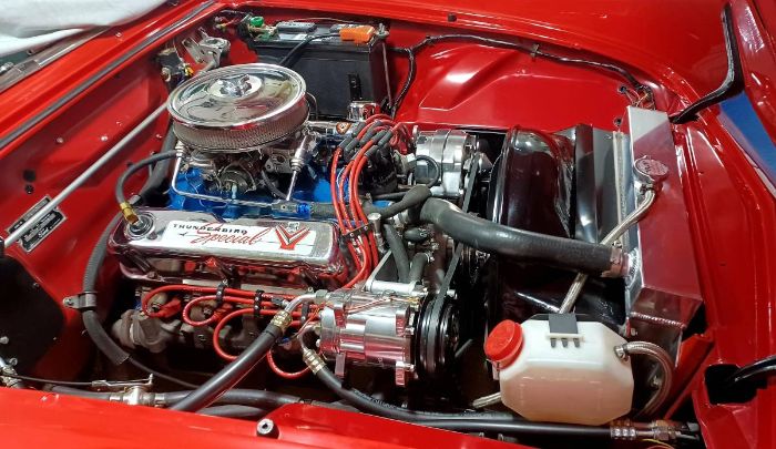 Ford-Thunderbird-1955-Red-16