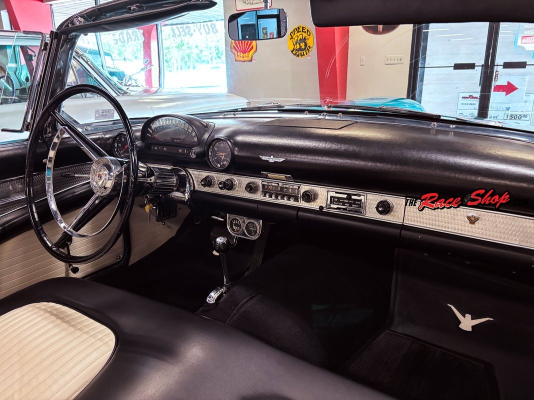 Ford-Thunderbird-1956-12