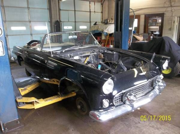 Ford-Thunderbird-1956-3