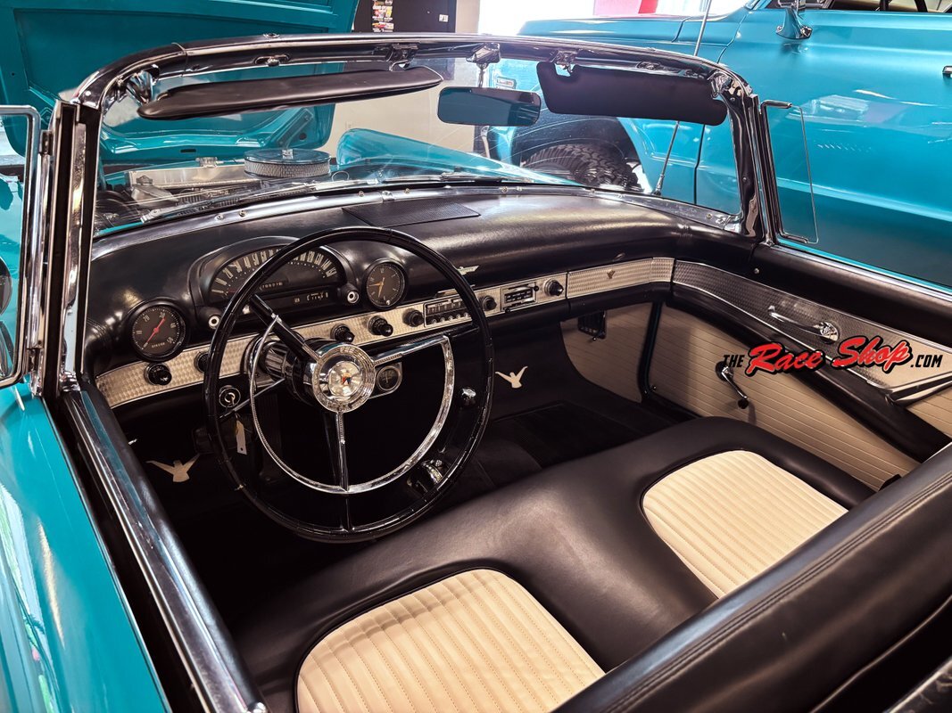 Ford-Thunderbird-1956-5