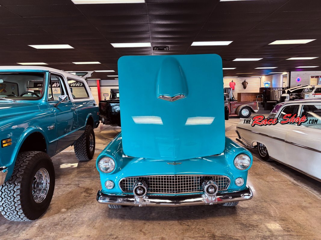 Ford-Thunderbird-1956-7