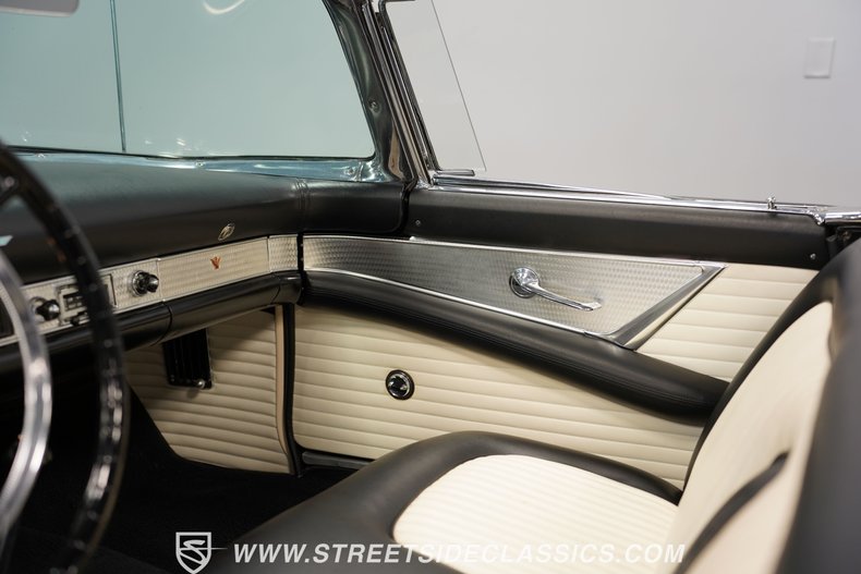 Ford-Thunderbird-1956-Black-Black-14