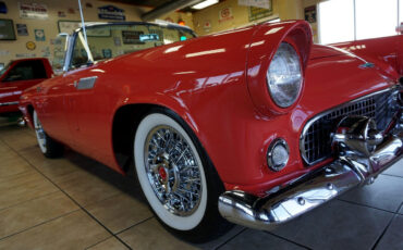 Ford-Thunderbird-1956-Classic-Car-15