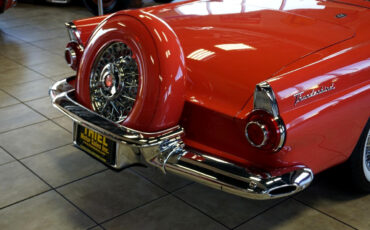 Ford-Thunderbird-1956-Classic-Car-20