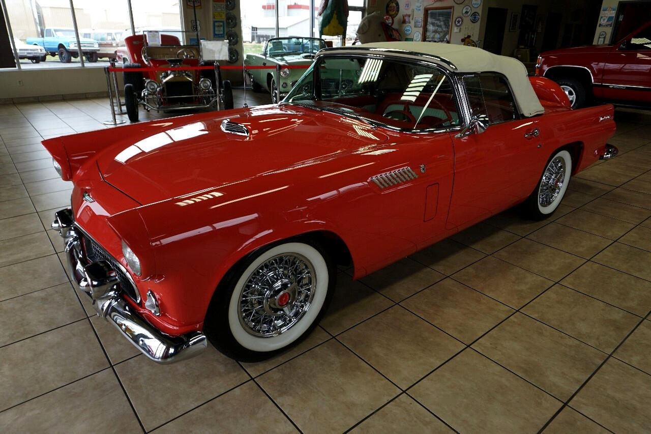 Ford-Thunderbird-1956-Classic-Car-23