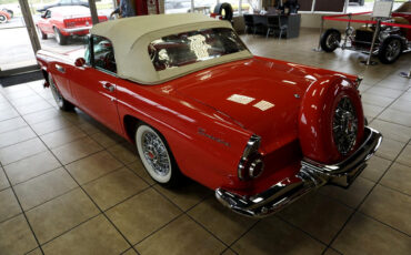 Ford-Thunderbird-1956-Classic-Car-24