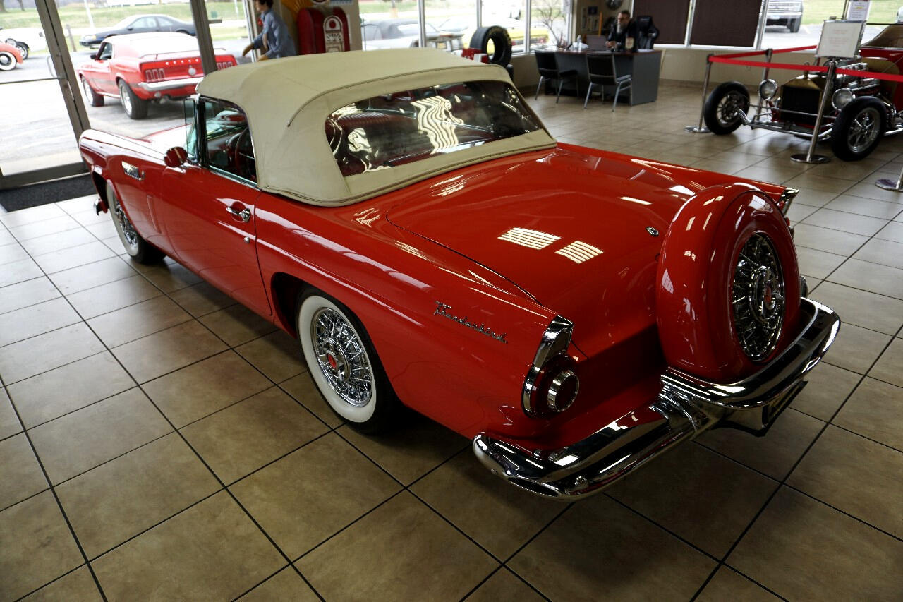 Ford-Thunderbird-1956-Classic-Car-24