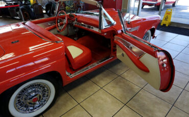 Ford-Thunderbird-1956-Classic-Car-27
