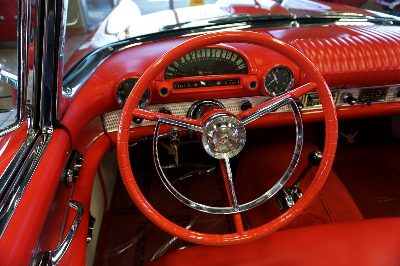 Ford-Thunderbird-1956-Classic-Car-29
