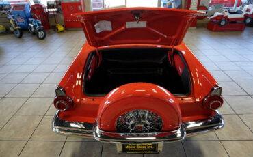 Ford-Thunderbird-1956-Classic-Car-34
