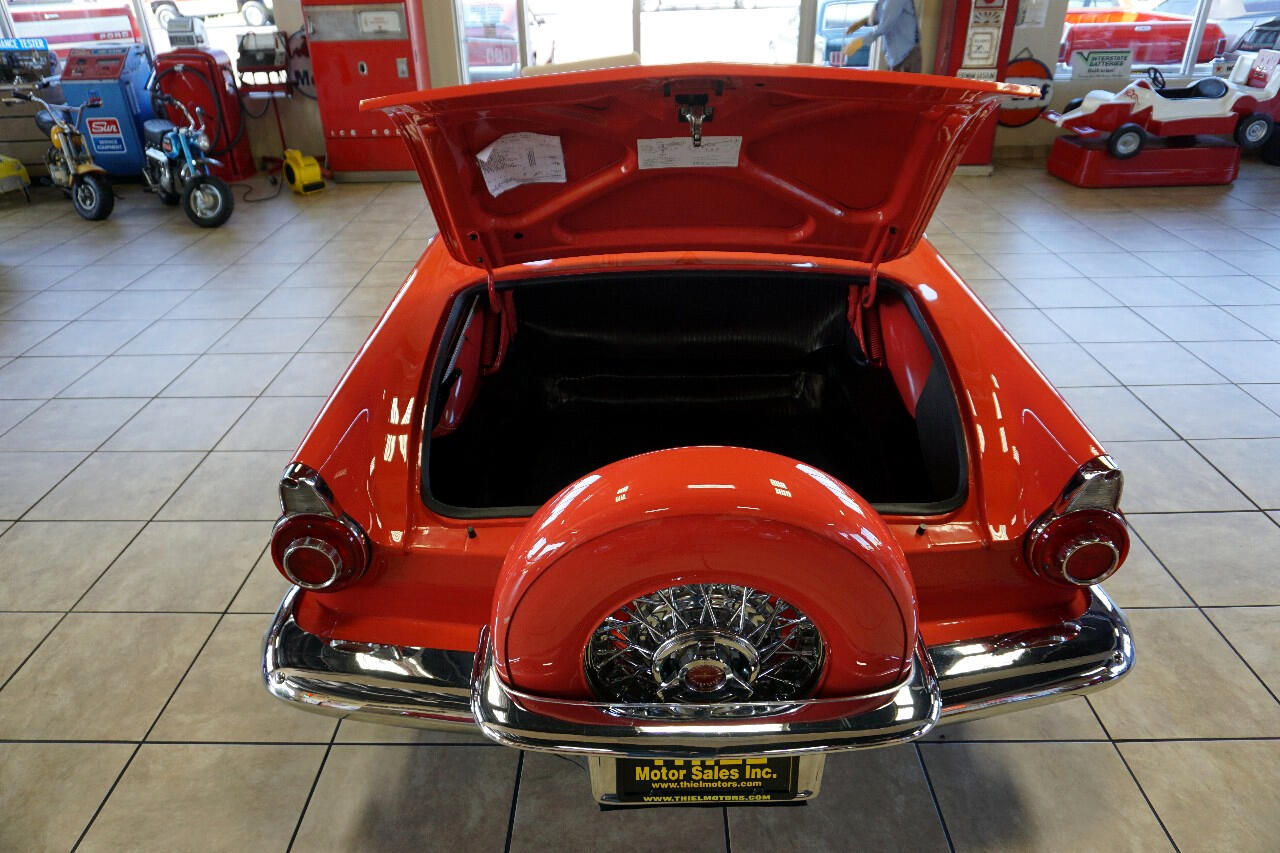 Ford-Thunderbird-1956-Classic-Car-34