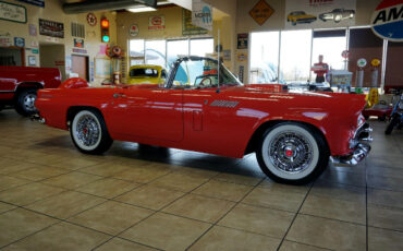 Ford-Thunderbird-1956-Classic-Car-9