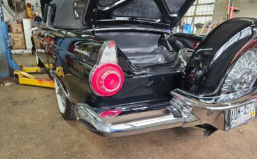 Ford-Thunderbird-1956-Convertible-22