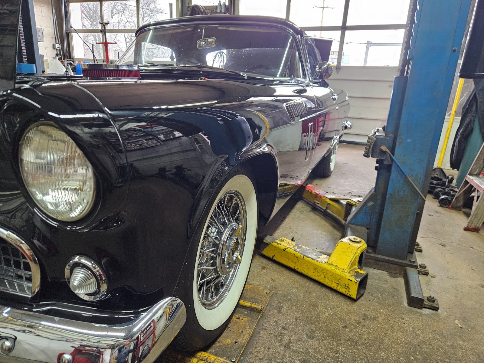 Ford-Thunderbird-1956-Convertible-28