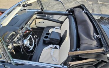 Ford-Thunderbird-1956-Convertible-3