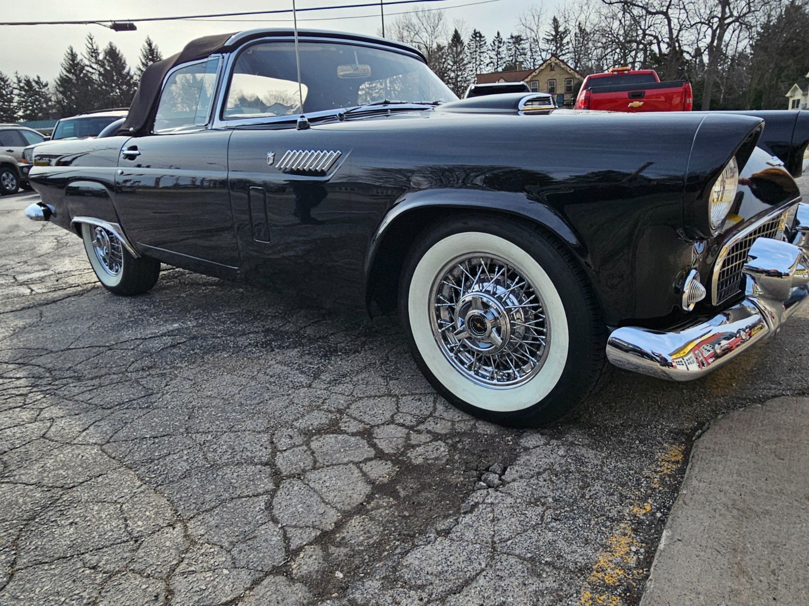 Ford-Thunderbird-1956-Convertible-5