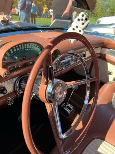 Ford-Thunderbird-1956-Tan-Tan-6