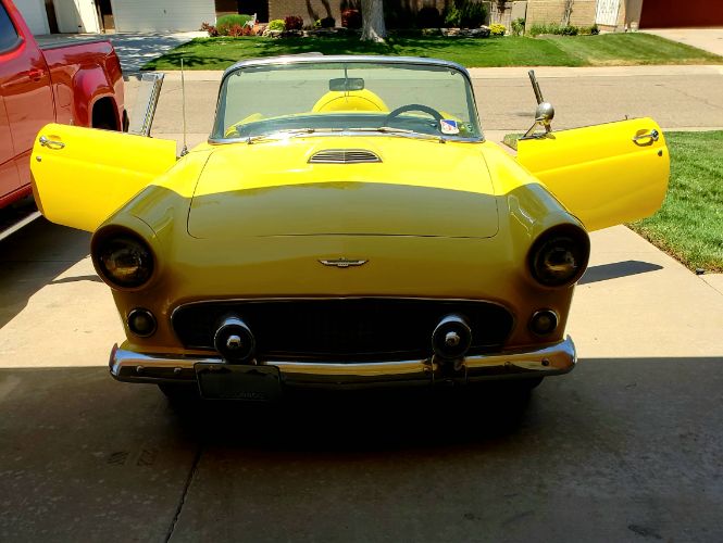 Ford-Thunderbird-1956-YellowBlack-Top-Black-10