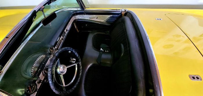 Ford-Thunderbird-1956-YellowBlack-Top-Black-16