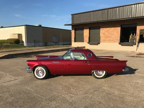 Ford-Thunderbird-1957-3