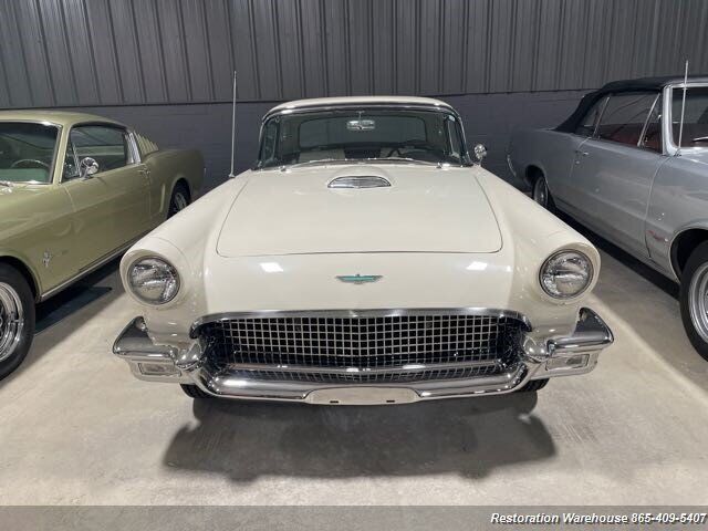 Ford-Thunderbird-1957-4