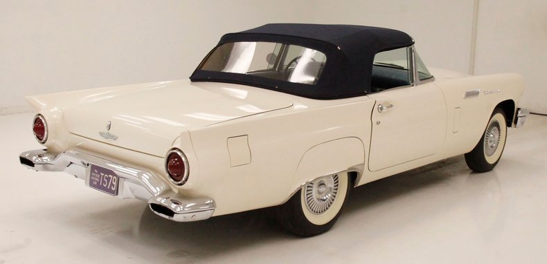 Ford-Thunderbird-1957-Colonial-White-Dresden-Blue-1