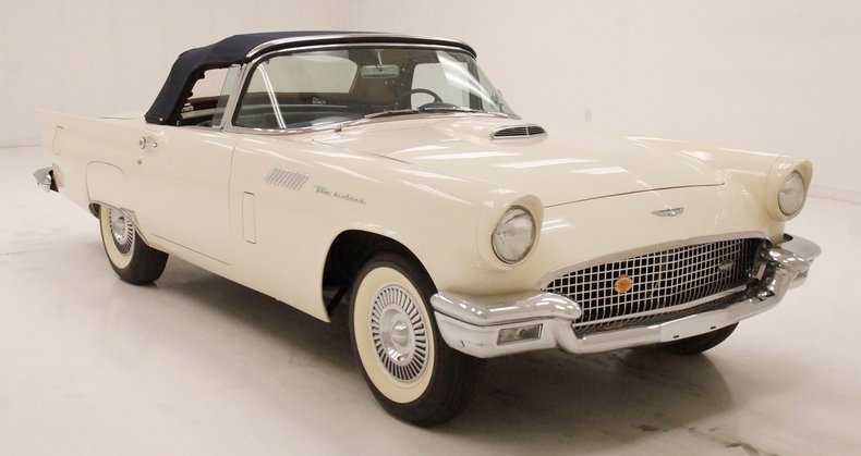 Ford-Thunderbird-1957-Colonial-White-Dresden-Blue-15