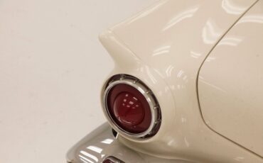 Ford-Thunderbird-1957-Colonial-White-Dresden-Blue-34