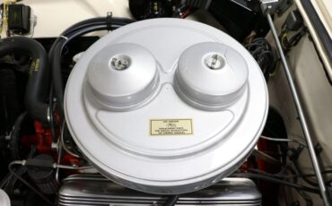 Ford-Thunderbird-1957-Colonial-White-Flame-Red-37