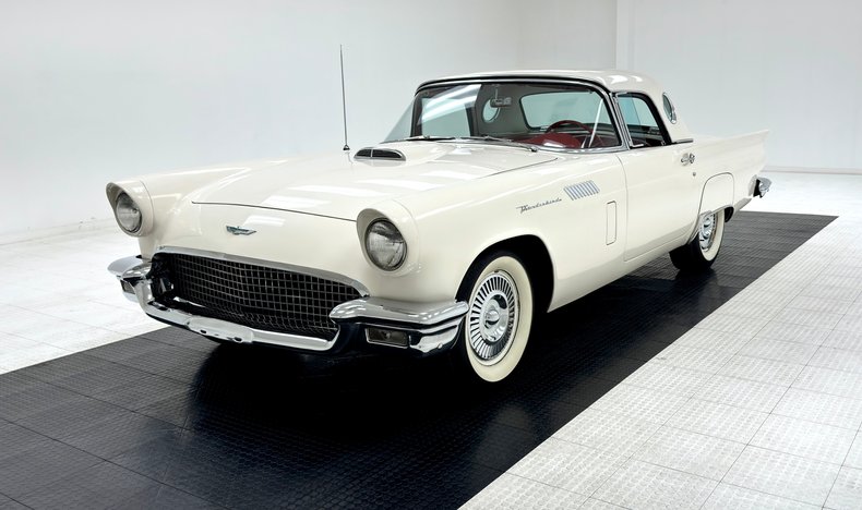 Ford-Thunderbird-1957-Colonial-White-Red-40