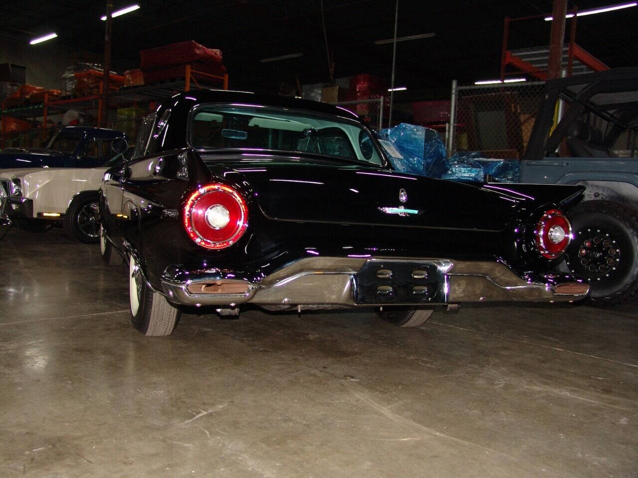 Ford-Thunderbird-1957-Convertible-14
