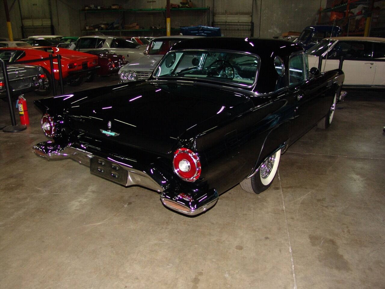 Ford-Thunderbird-1957-Convertible-21