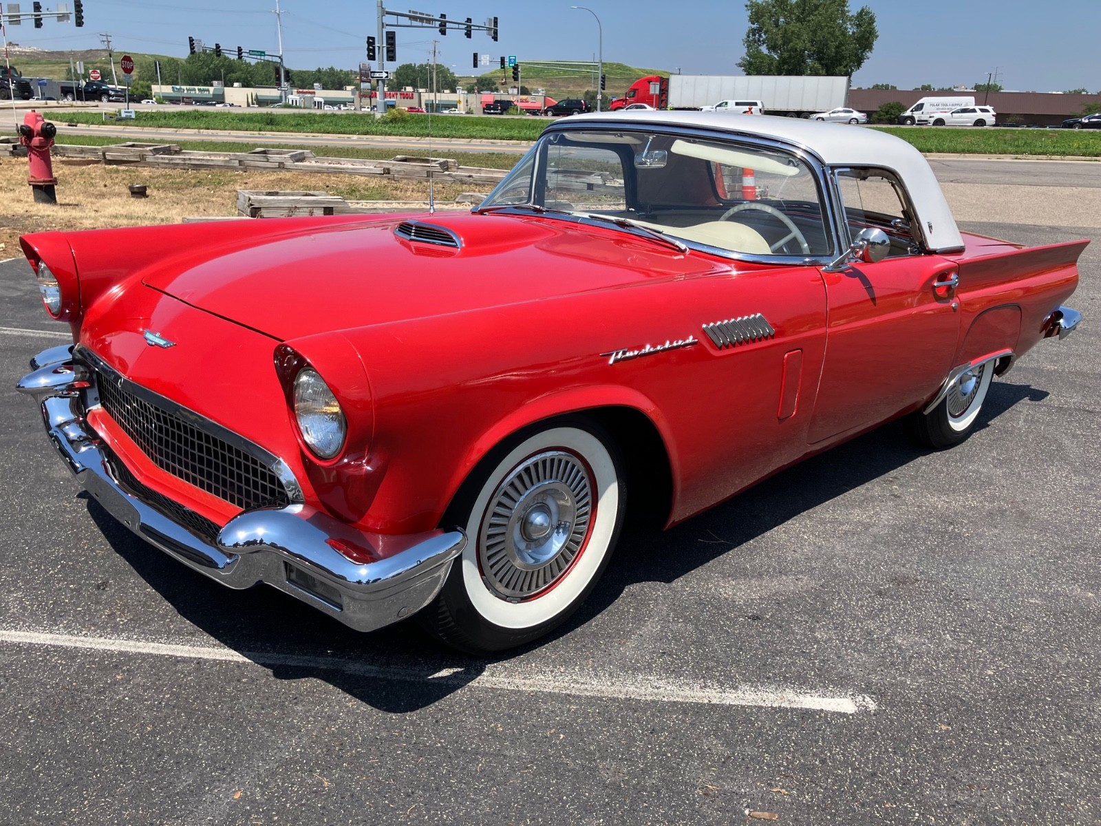 Ford Thunderbird 1957 Convertible