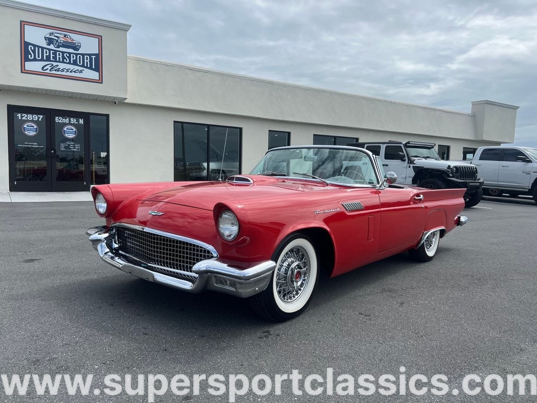 Ford Thunderbird 1957 Convertible