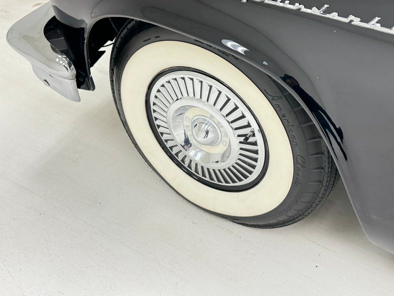 Ford-Thunderbird-1957-Raven-Black-Black-15
