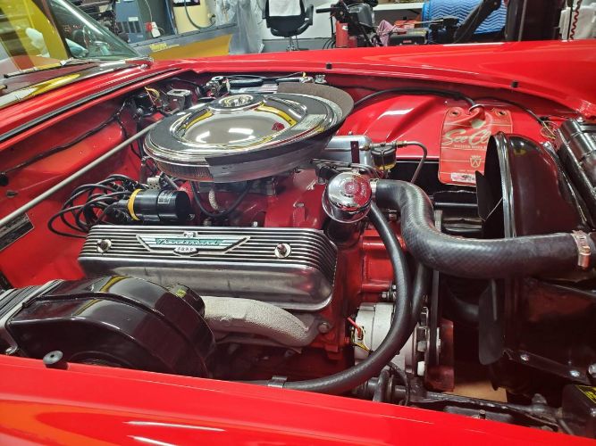 Ford-Thunderbird-1957-Red-11