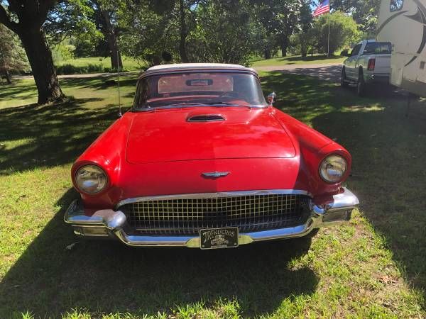 Ford-Thunderbird-1957-Red-3