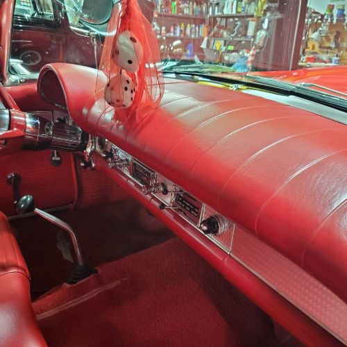 Ford-Thunderbird-1957-Red-5
