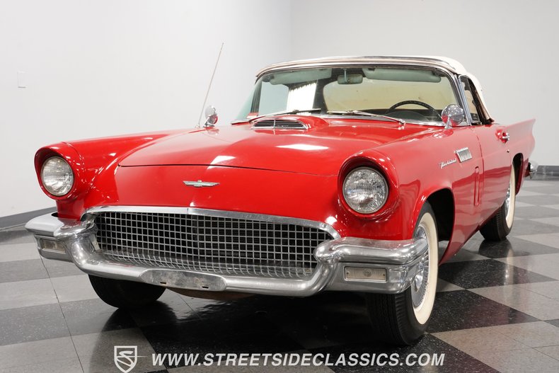 Ford-Thunderbird-1957-Red-Black-16