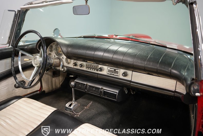 Ford-Thunderbird-1957-Red-Black-45