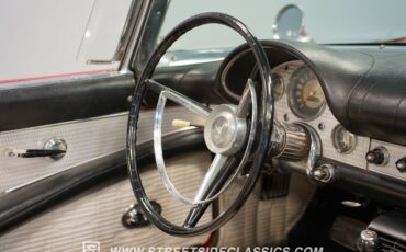 Ford-Thunderbird-1957-Red-Black-46