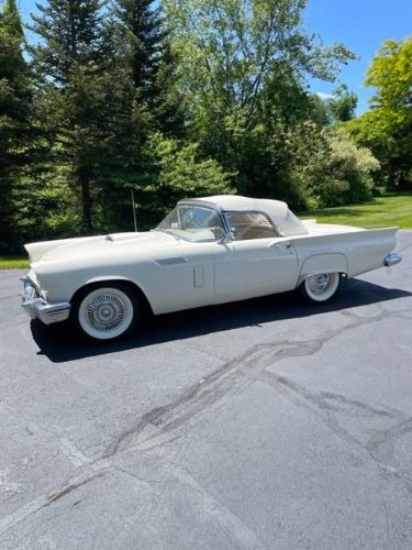 Ford-Thunderbird-1957-White-1