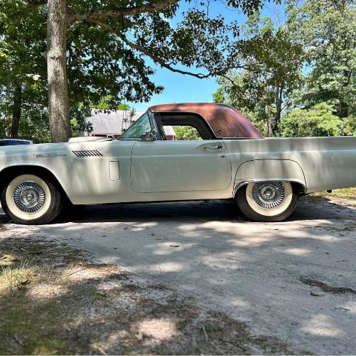 Ford-Thunderbird-1957-White-Pink