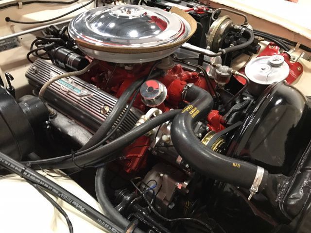Ford-Thunderbird-1957-White-Red-3