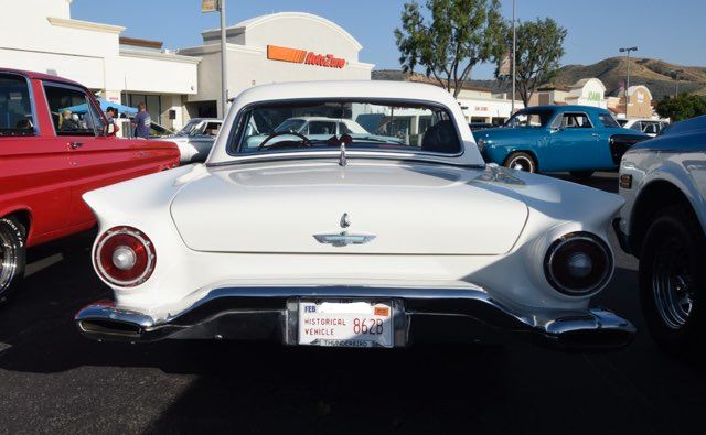 Ford-Thunderbird-1957-Wimbledon-White-12