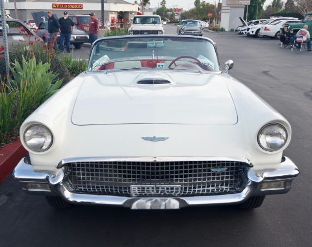 Ford-Thunderbird-1957-Wimbledon-White-9