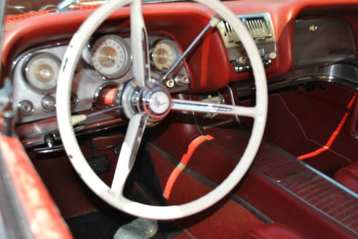Ford-Thunderbird-1960-8