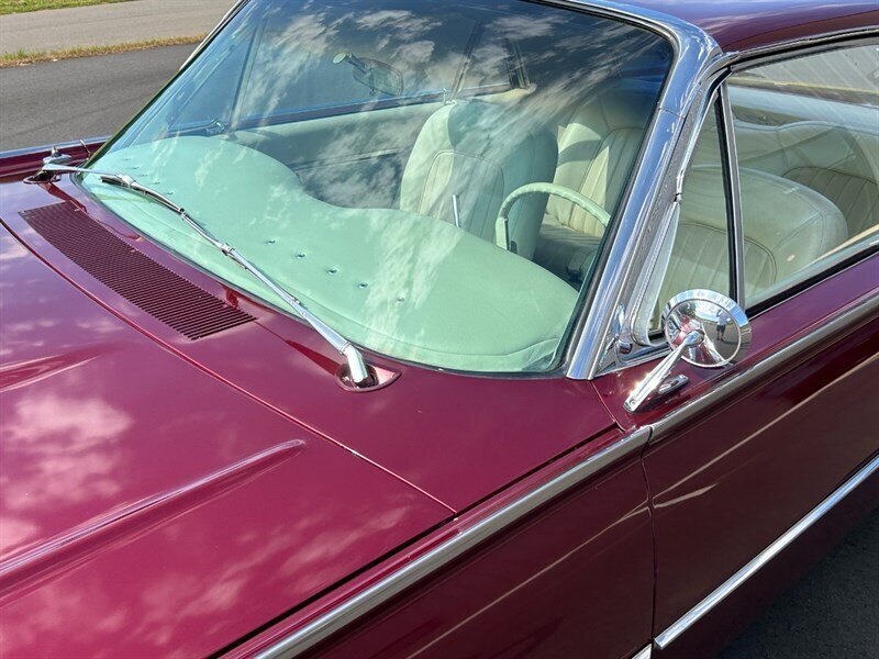 Ford-Thunderbird-1961-Black-Black-2