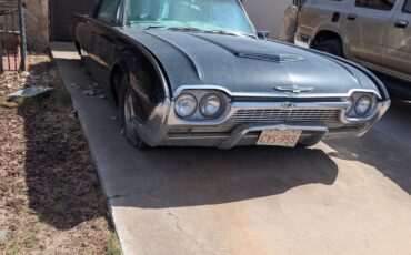 Ford-Thunderbird-1961-Coupe-1